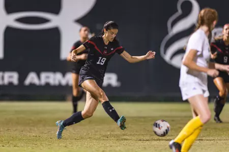 Gabriela Robles vs. UCSB