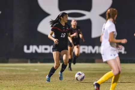 Gabriela Robles vs. UCSB