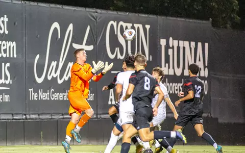 2022_10_22_Wenzel_Cooper_vs_UCI_CC_01