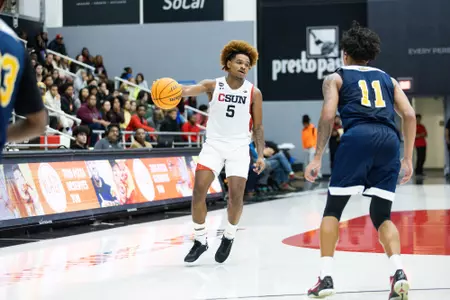 Atin Wright vs. La Sierra