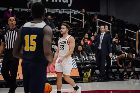 Arman Pezeshkian vs. La Sierra