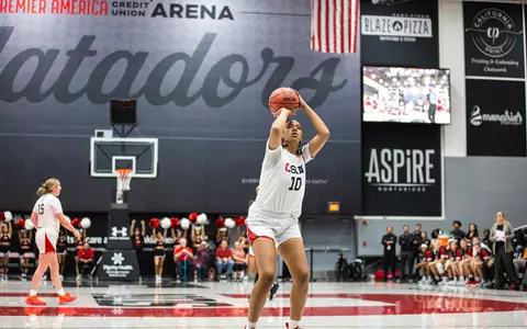 2022_11_17_DeJesus_AnaCarolina_vs_SantaClara_CC_08.jpg