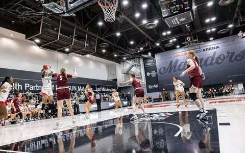 2022_11_17_Duchemin_Michelle_vs_SantaClara_AD_03.jpgÂ