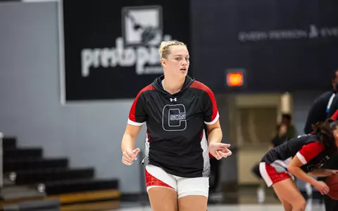 2022_11_17_Fourie_Rochelle_vs_SantaClara_CC_01.jpg  Â