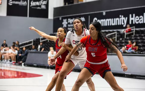 2022_11_26_DeJesus_Ana_Carolina_vs_UAV_CC_04.jpg