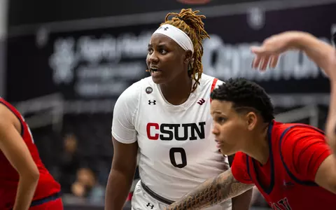 2022_11_26_Williams_Dejah_vs_UAV_CC_02.jpg