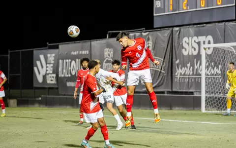 2022_11_02_Bustamante_Bryan_vs_UCD_CC_01.jpg