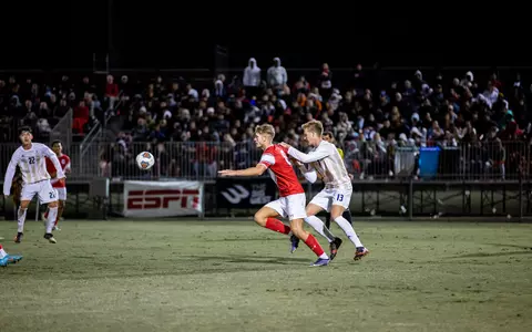2022_11_02_Gerhardt_Levon_vs_UCD_CC_02.jpg