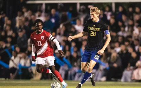 2022_11_02_Ricketts_Jamar_vs_UCRiverside_RT_01.jpg