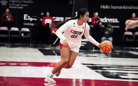 20221219_WBB_v_SACSTATE_Tuua_Anaiyah_CY-01