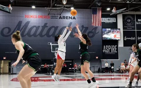 20221229_Tuua_Anaiyah_vs_CalPoly_HE_02