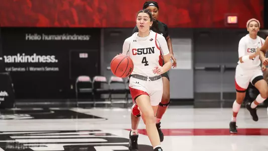 01292022_WBB_Hawaii_CSUN_Harvey_Rachel_03.jpg