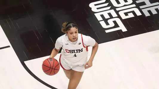 01292022_WBB_Hawaii_CSUN_Jackson_Jordyn_13.jpg