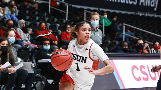 01292022_WBB_Hawaii_CSUN_Jackson_Jordyn_19.jpg
