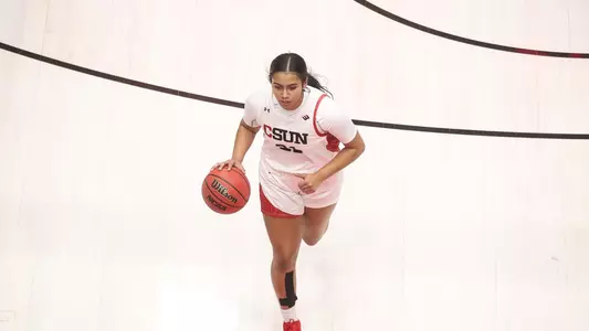 01292022_WBB_Hawaii_CSUN_Tuua_Anaiyah_13.jpg