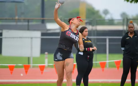 20220404_Track_CSUNTrackInvitational_Katherine_ShippDavis_BV_01.jpg