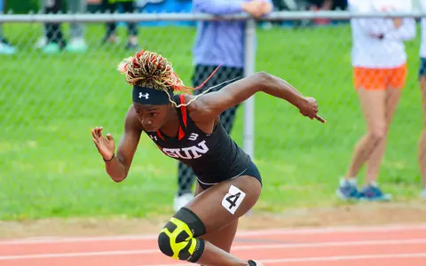 20220404_Track_CSUNTrackInvitational_Raeshell_Austin_BV_01.jpg