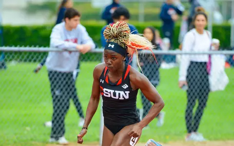 20220404_Track_CSUNTrackInvitational_Raeshell_Austin_BV_05.jpg