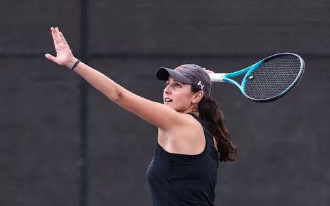 041622_WTEN_vs_LBSU_FraileToboso_Ana_07.jpg