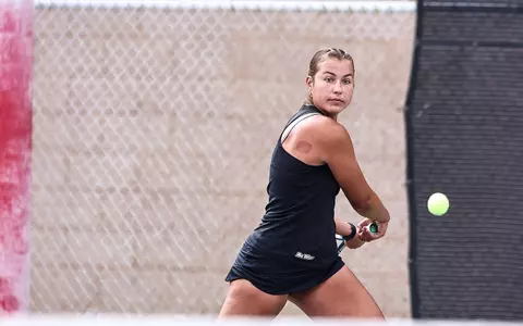 041622_WTEN_vs_LBSU_Turchak_Sasha_09.jpg