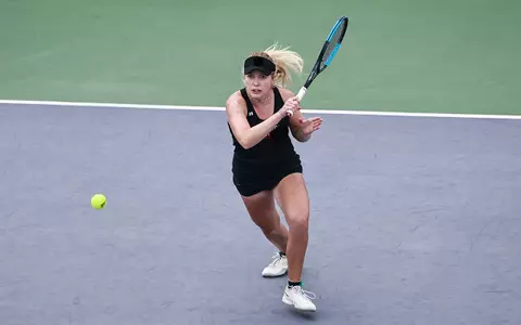 041622_WTEN_vs_LBSU_Repina_Eketerina37.jpg