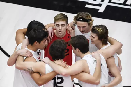 CSUN_MVB_Huddle_23