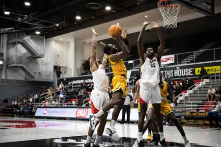 Onyi Eyisi vs. LBSU 1-5-23