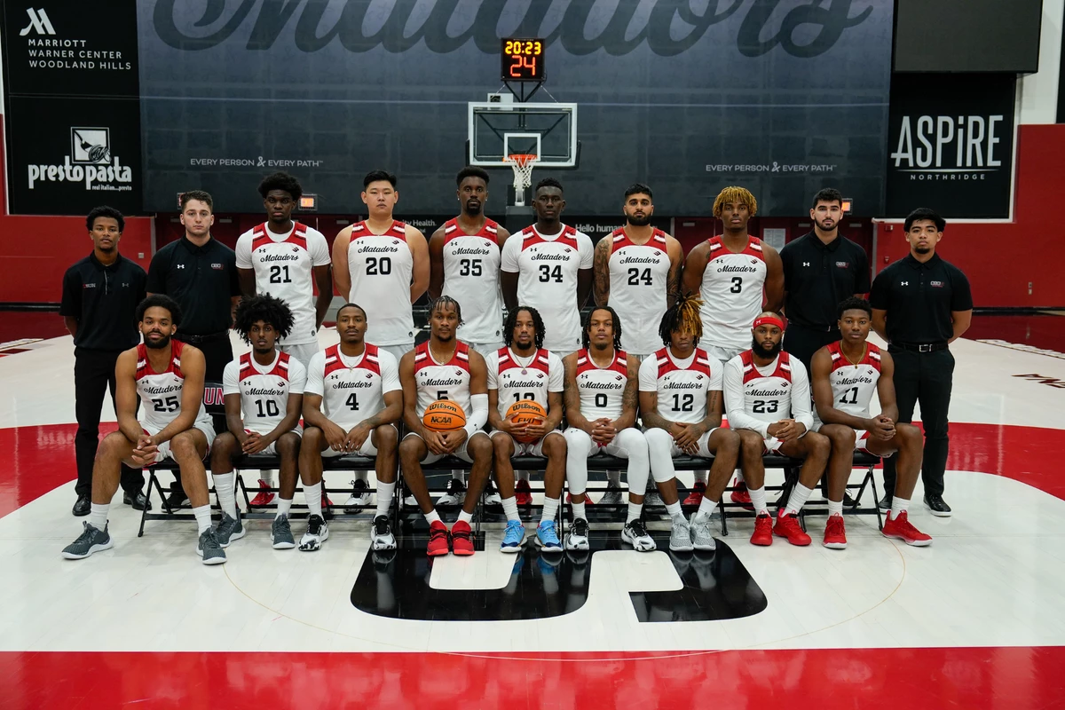 2023-24 MBB Team Photo
