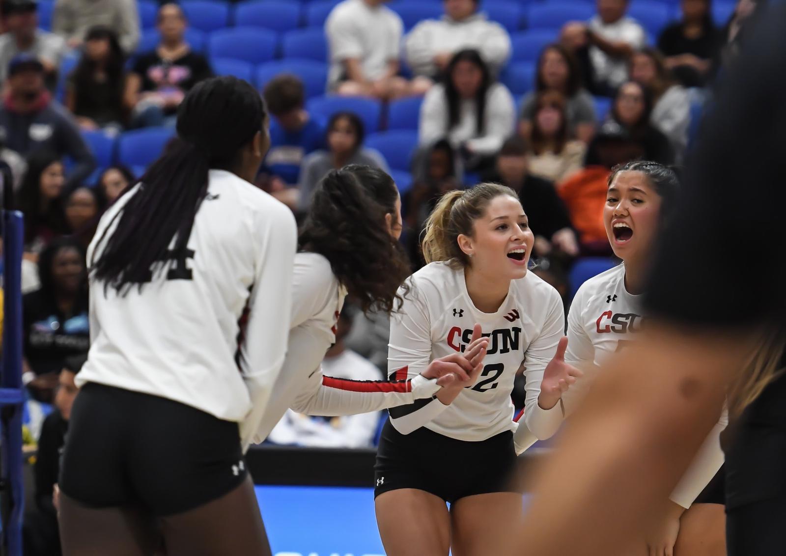 CSUN Caps Road Schedule With Five-Set Win at UC Riverside - CSUN Athletics