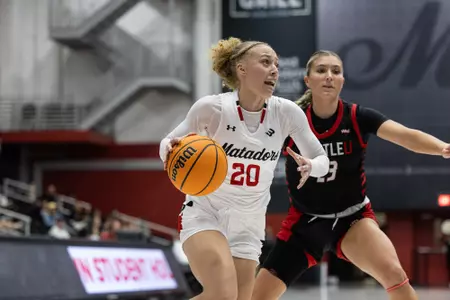 Erica Adams vs. Seattle U 11-9-23