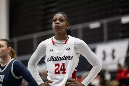 Kayanna Spriggs vs. HIU 11-18-23