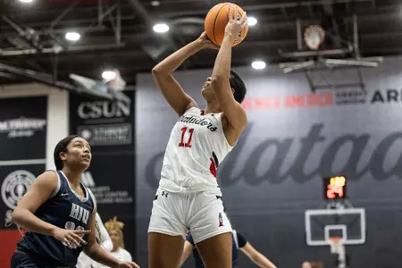 Olivia Smith vs. HIU 11-18-23