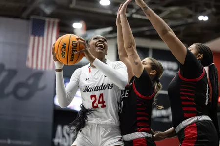 Kayanna Spriggs vs. Seattle U 11-9-23