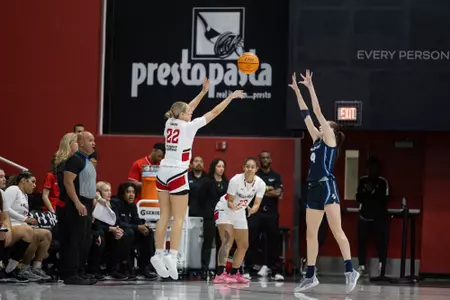 Kaitlyn Elsholz vs. San Diego 12-10-23