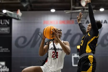 Kayanna Spriggs vs. SJSU 12-18-23