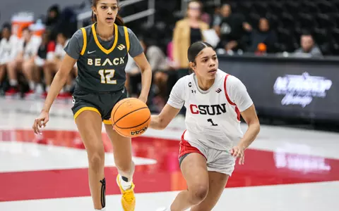 2023_02_25_Jackson_Jordyn_vs_LBSU_CC_03