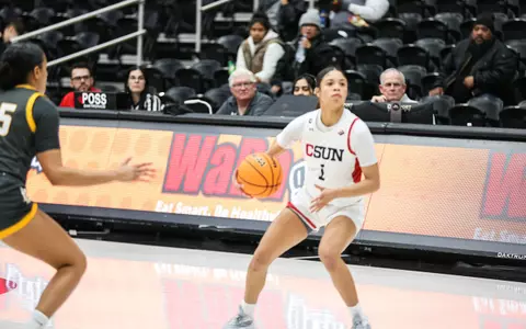 2023_02_25_Jackson_Jordyn_vs_LBSU_CC_02