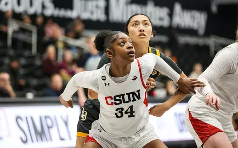 2023_02_25_Spriggs_Kayanna_vs_LBSU_CC_02