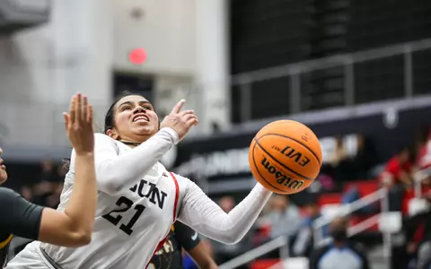 2023_02_25_Tuua_Anaiyah_vs_LBSU_CC_01