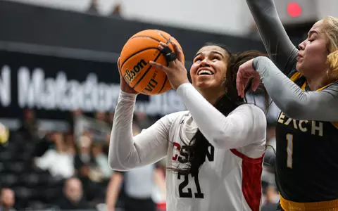 2023_02_25_Tuua_Anaiyah_vs_LBSU_CC_03