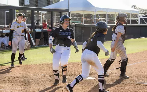 2023_04_01_Whatman_Shaylan_vs_LBSU_CC01