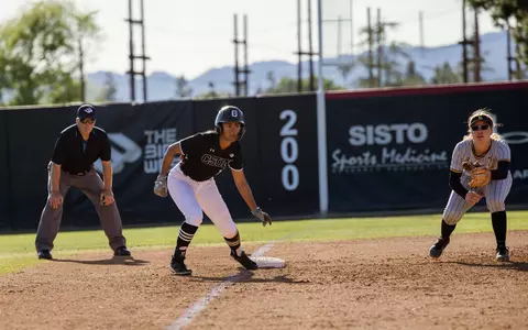 2023_04_01_Alemina_Mayia_vs_LBSU_CC02