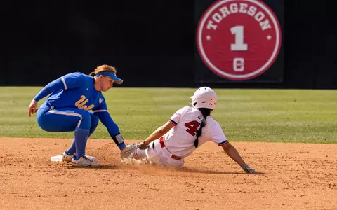 2023_04_25_Landeros_Alexa_vs_UCLA_CC01
