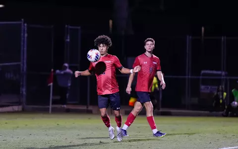 2023_09_17_Edwards_Marley_vs_LMU_CM_03