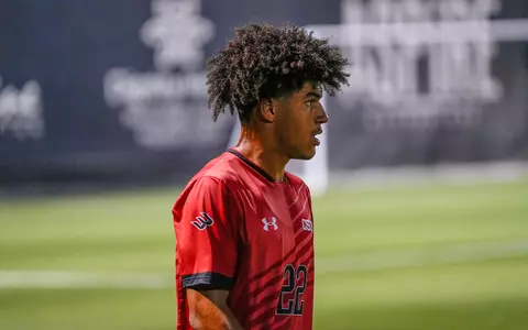 2023_09_17_Edwards_Marley_vs_LMU_CM_04