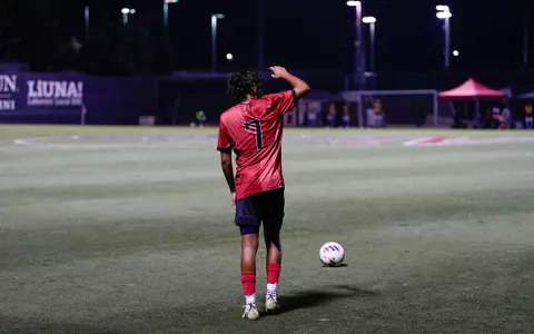 2023_09_17_Solorzano_Jorge_vs_LMU_CM_09