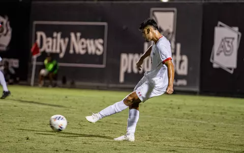 2023_09_07_Bustamante_Bryan_vs_UNLV_CC_01