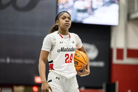 Kayanna Spriggs vs. UC Davis 1-11-24
