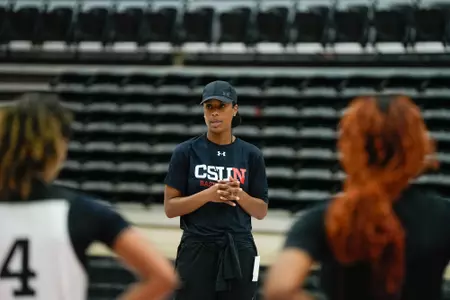 Angie Ned at WBB practice