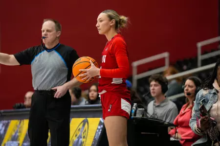 Kaitlyn Elsholz vs. UCI 1-27-24